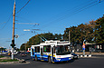 ЗИУ-682Г-016-02 #2340 5-го маршрута на проспекте Гагарина следует через перекресток с улицей Чугуевской и Золотым переулком