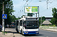 ЗИУ-682Г-016-02 #2350 11-го маршрута на проспекте Ильича отправляется от остановки "Улица Шульженко"