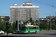 ЗИУ-682Г-016-02 #3302 2-го маршрута на проспекте Науки возле перекрестка с улицей Минской