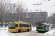ЗИУ-682Г-016-02 #3307 и #3302 2-го маршрута на конечной станции "Ст. метро "Научная"