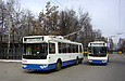 ЗИУ-682Г-016-02 #3309 и #3310 2-го маршрута на улице Свистуна в районе Троллейбусного депо №3