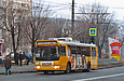 ЗИУ-682Г-016-02 #3317 2-го маршрута на улице Ахсарова возле остановки "Улица Белогорская"