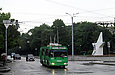 ЗИУ-682Г-016-02 #3321 13-го маршрута на улице Харьковских дивизий возле Московского проспекта