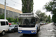 ЗИУ-682Г-016-02 #3322 13-го маршрута на улице Свистуна перед въездом в КП "Троллейбусное депо №3"