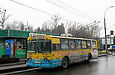 ЗИУ-682 #270 2-го маршрута на улице Академика Проскуры подъезжает к остановке "Улица Чкалова"