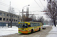 ЗИУ-682 #321 65-го маршрута на улице Свистуна пересекает трамвайную линию