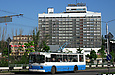 ЗИУ-682 #367 18-го маршрута на проспекте Ленина на фоне гостиницы "Мир"