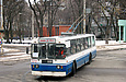 ЗИУ-682 #372 39-го маршрута поворачивает с проспекта Ленина на проспект Правды