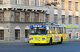ЗИУ-682 #377 2-го маршрута выезжает из Спартаковского переулка на площадь Конституции