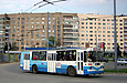 ЗИУ-682 #666 38-го маршрута разворачивается на конечной "Ст.метро "23 Августа"