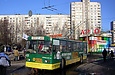 ЗИУ-682 #671 2-го маршрута отправляется от конечной станции "Проспект Победы"