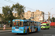 ЗИУ-682Г-016(012) #870 19-го маршрута на проспекте Героев Сталинграда выполняет остановку "28-й микрорайон"