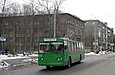 ЗИУ-682 #879 18-го маршрута на проспекте Ленина отправляется от остановки "Улица Чичибабина"