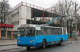 ЗИУ-682 #880 5-го маршрута на проспекте Гагарина отправляется от остановки "Улица Каштановая"