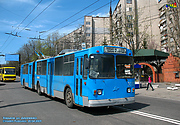 ЗИУ-683Б00 #3101 18-го маршрута на улице Деревянко перед перекрестком с улицей Балакирева